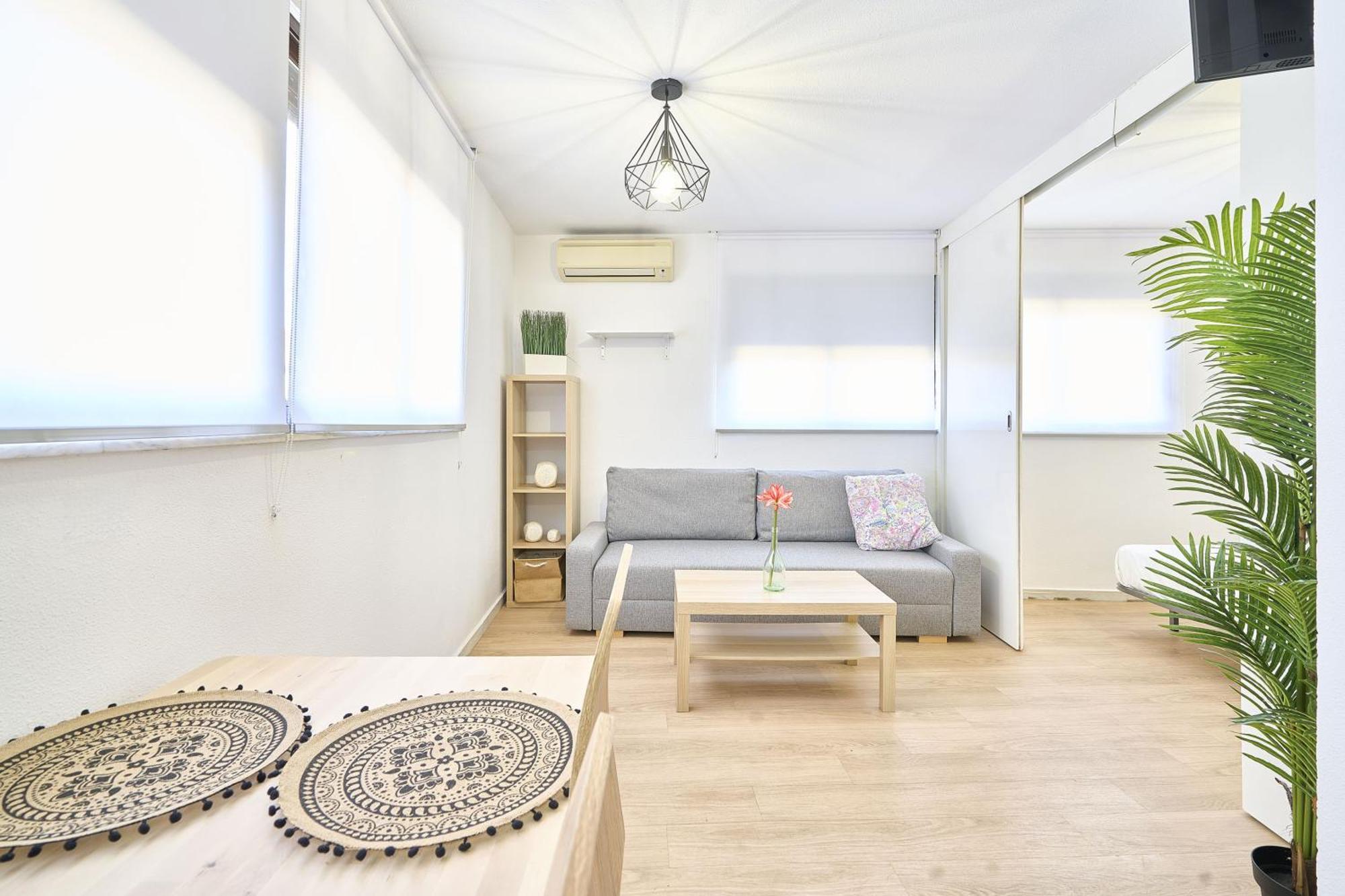 Traviesa 22 By Keyhom Apartment Salamanca